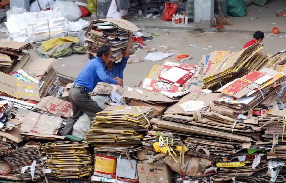 老人晨练撞小孩后续,老太太晨练被撞