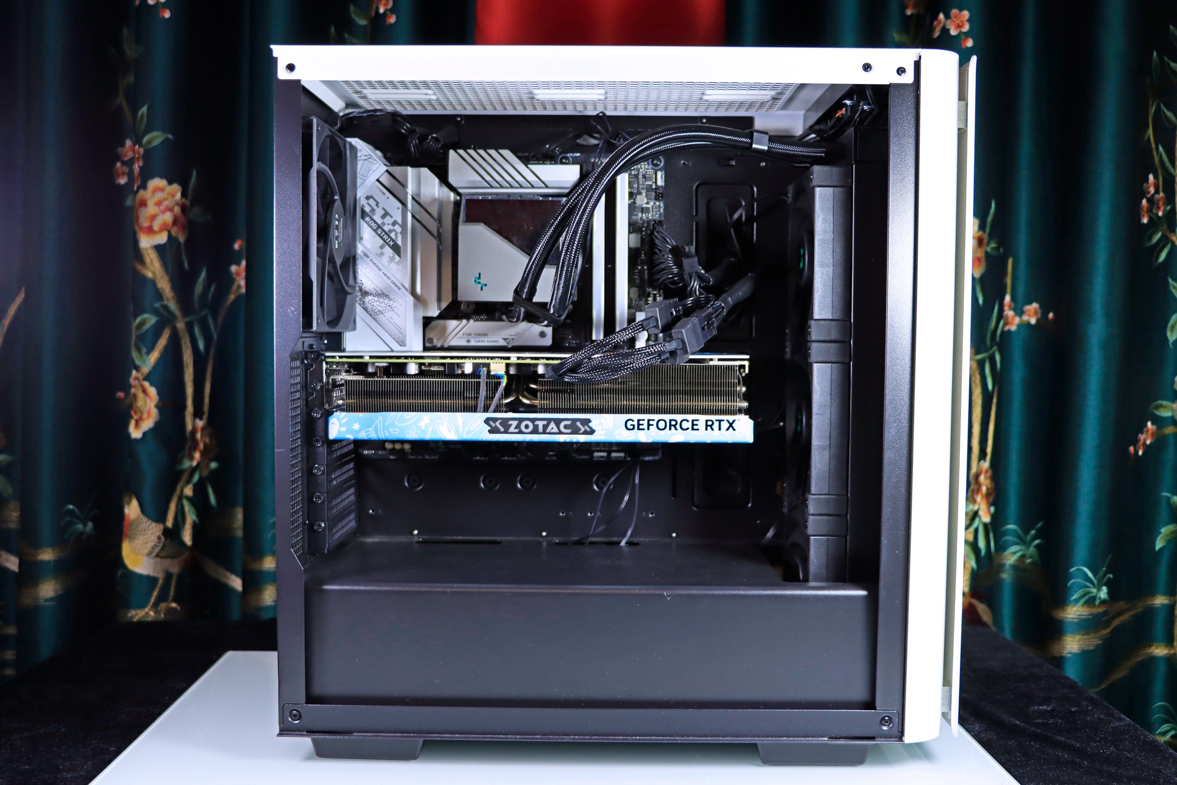 b760-ggaming小吹雪主机搭配,b760-g吹雪13600kf测评