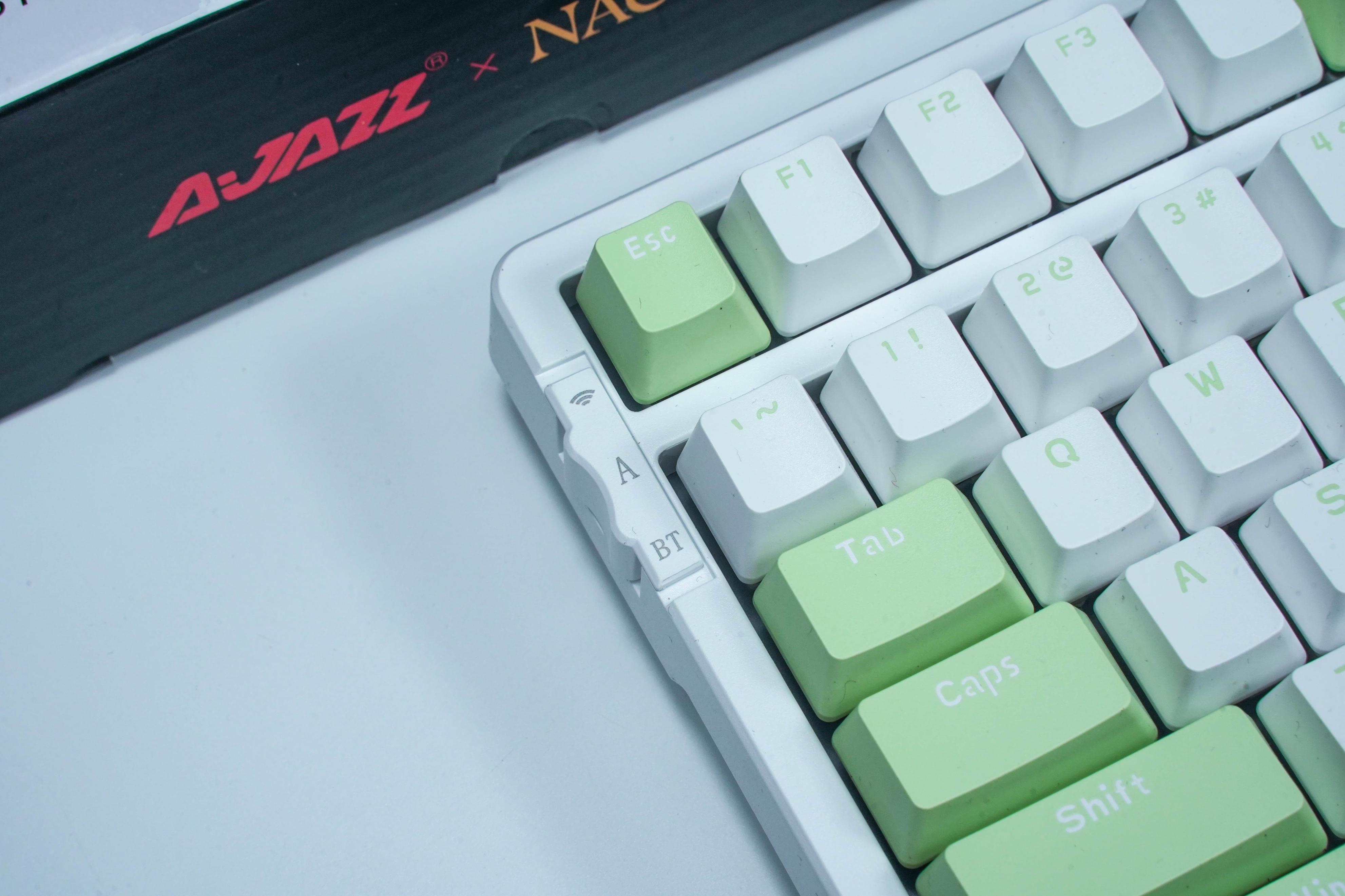 黑爵ak992侧刻机械键盘蓝沁,黑爵键盘ak992怎么样