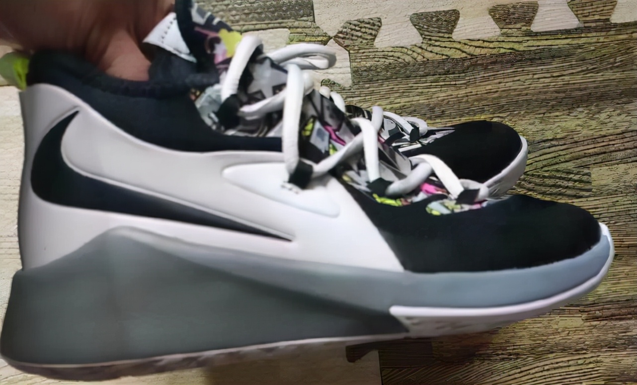 耐克抄袭的人多吗,耐克抄袭起家