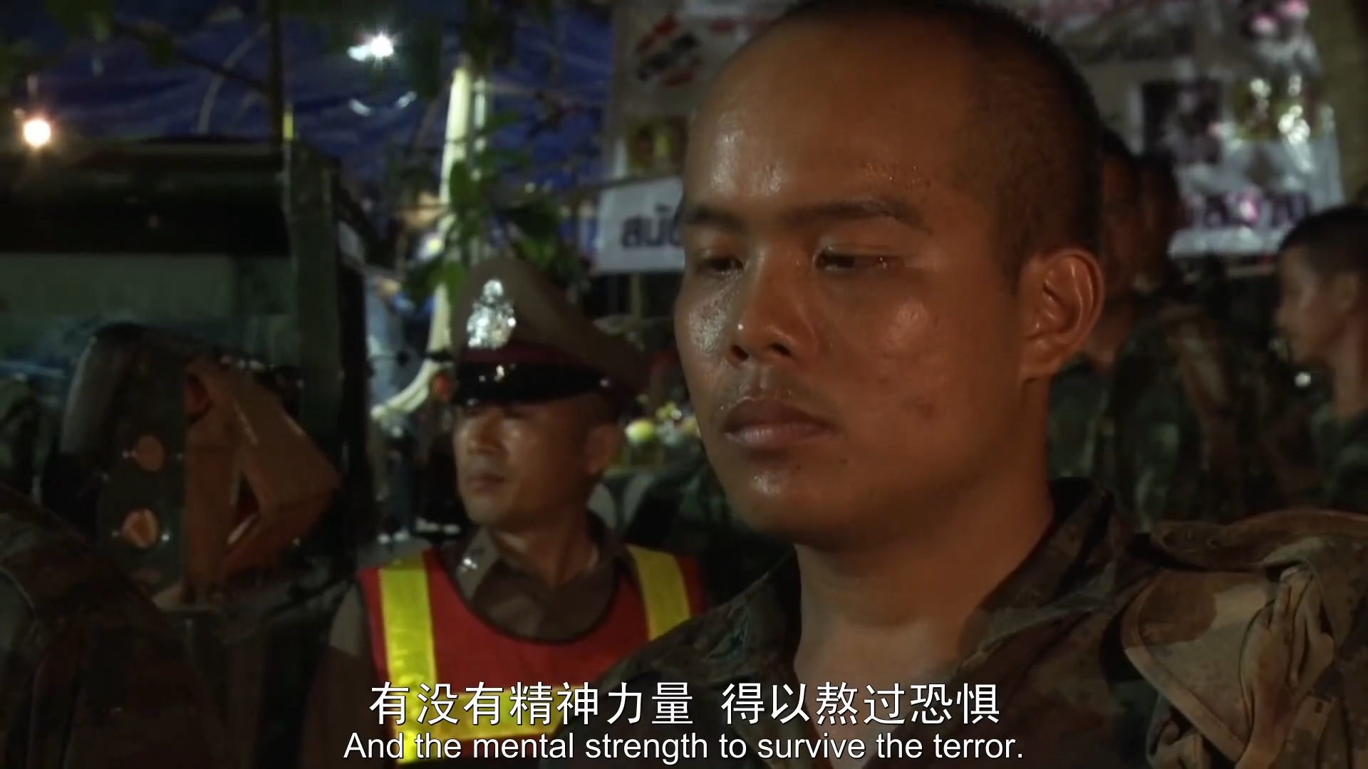 泰国18人球员困在洞穴事件全过程,泰国洞穴救援教练去世