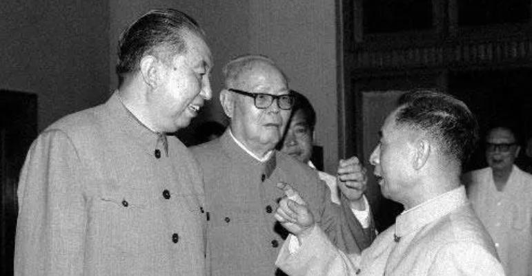 华先生意外身亡,华去世