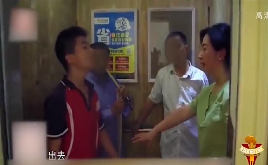 青春期叛逆孩子长大后和父母关系,孩子进入青春期父母一定要告诉他