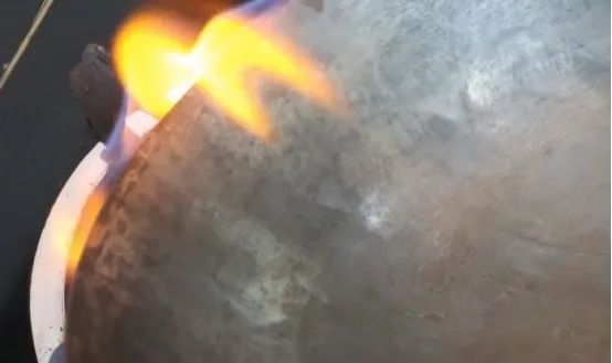 锅不管怎么洗都脏,锅不要了怎么处理扔掉