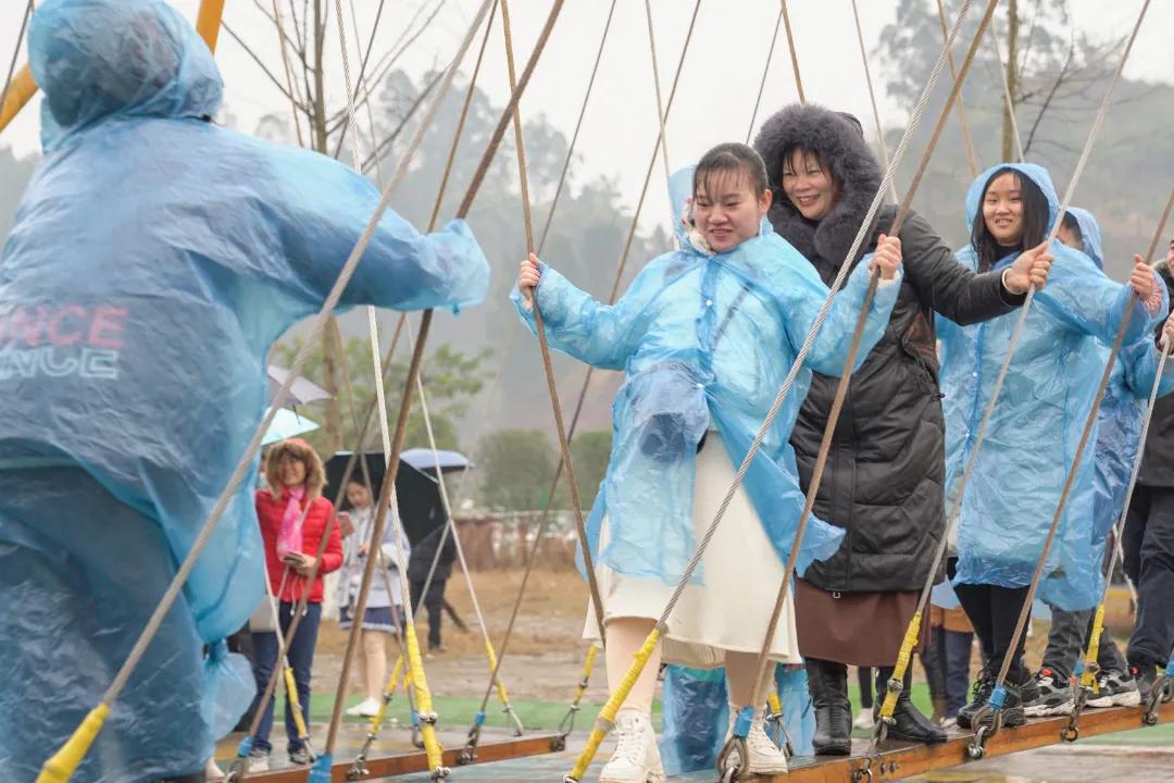 广安低坑大瀑布要门票吗,观瀑布最佳去处