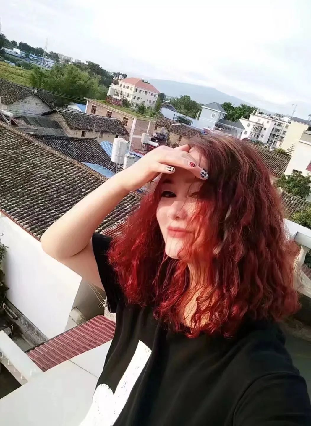 来济南20多年的瑞丽妹子，在中恒做小商品生意，卖云南特色商品