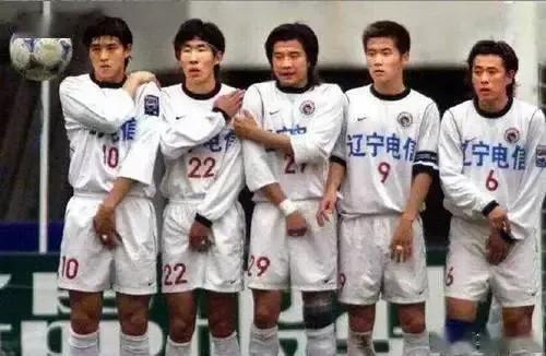 甲A十年共打进4164球，大连队进453球，全兴队329球，其余球队呢