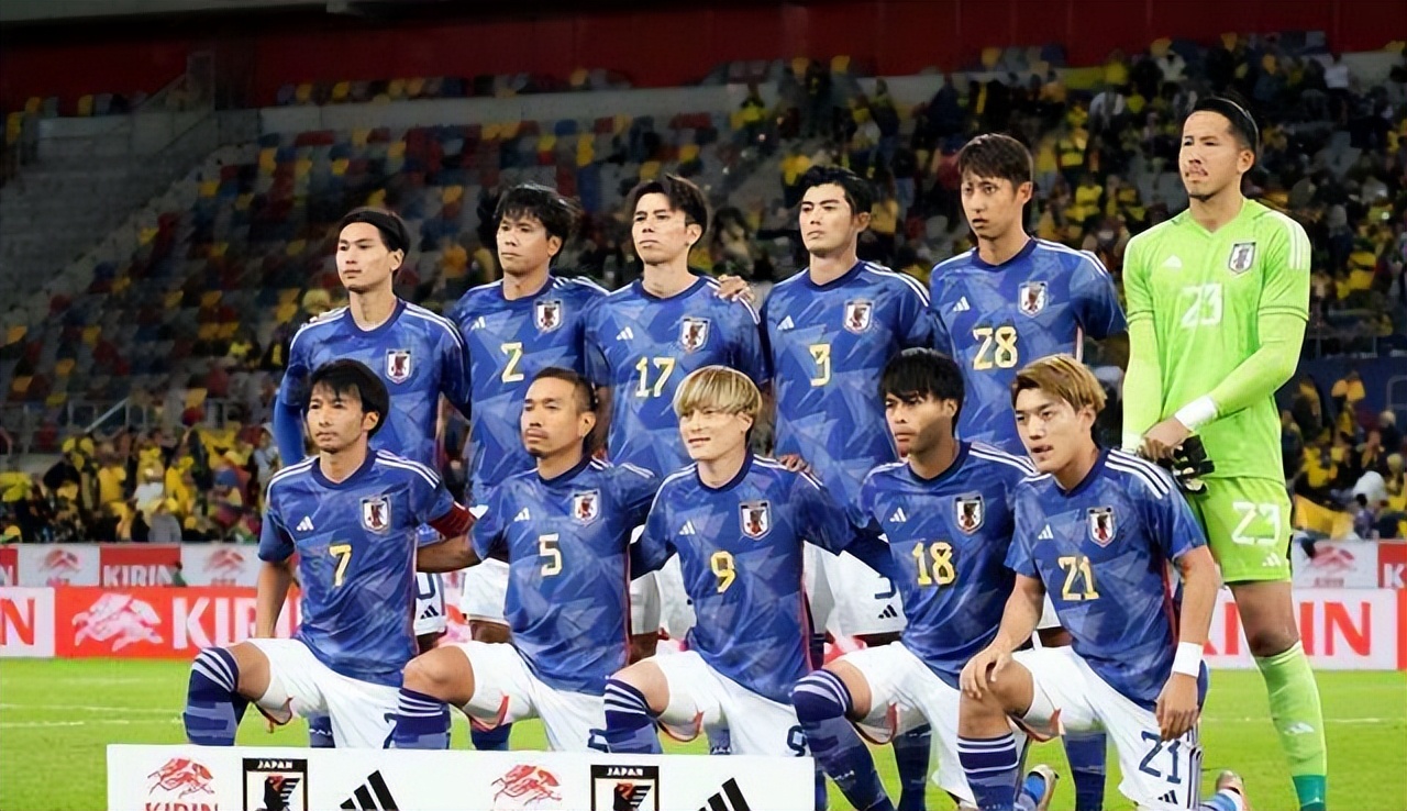 老鹰和狮子见面,老鹰与狮子大战