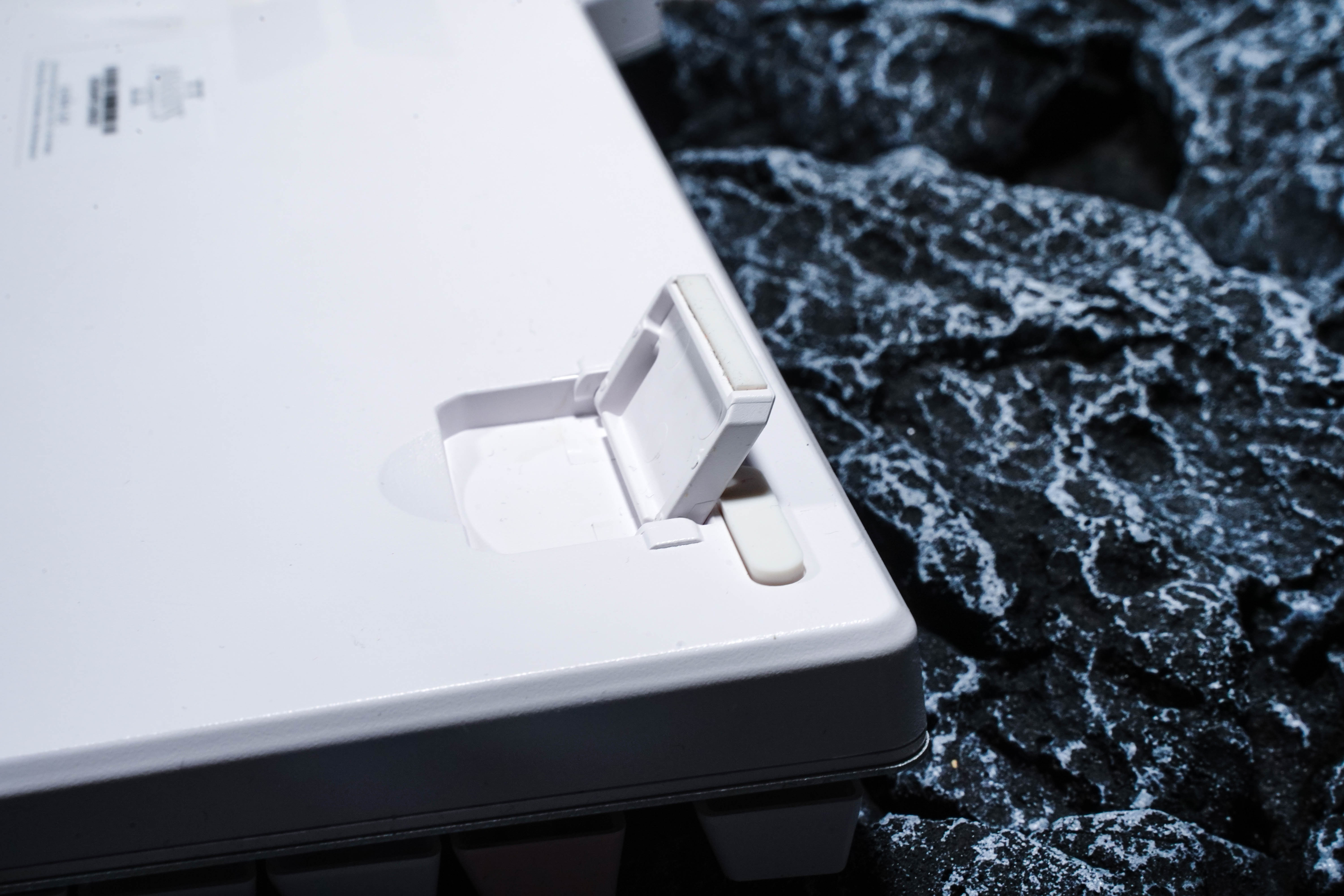 黑爵ak35i键盘茶轴红轴对比,黑爵键盘ak35i驱动器