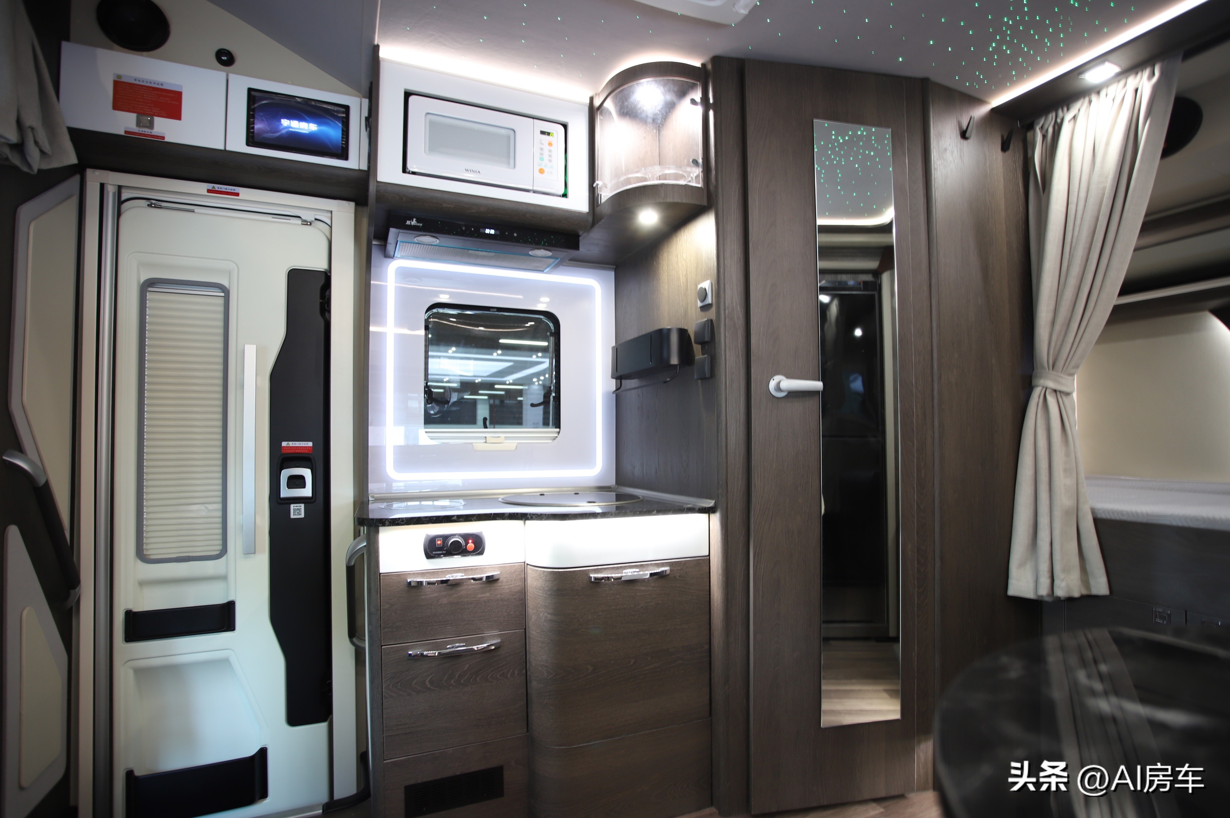 超豪华的房车图片大全,国产豪华房车内部图片