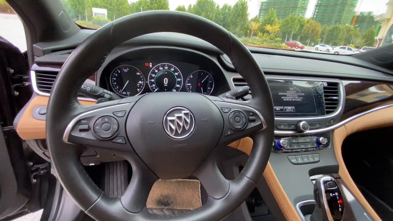 19款君越2.0t黑色高清图片,19年君越二手准新车价格