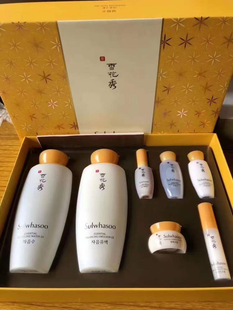 当年的韩妆代购,最近爆火的韩妆