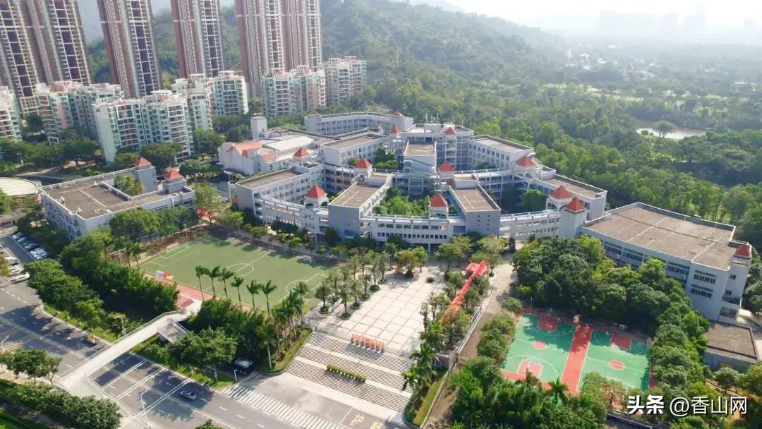 北师大珠海附中,三年青春在校园里