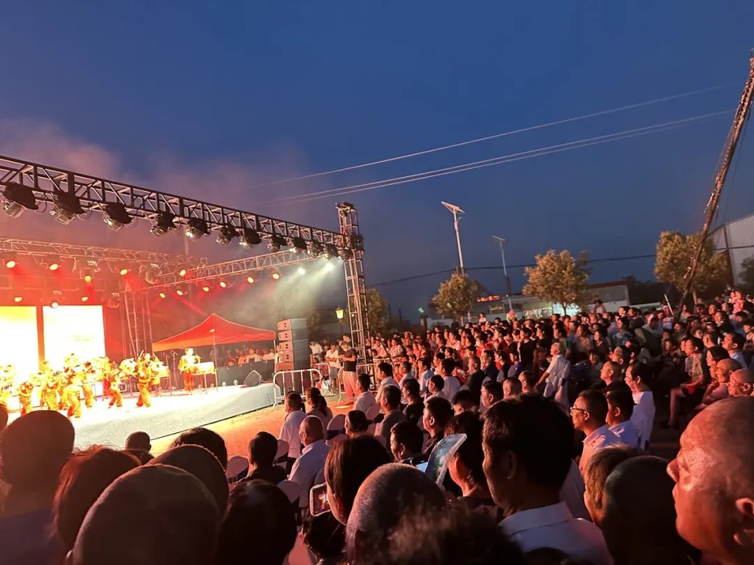 长葛最近小吃摆摊消息,长葛人民路夜市人气爆棚