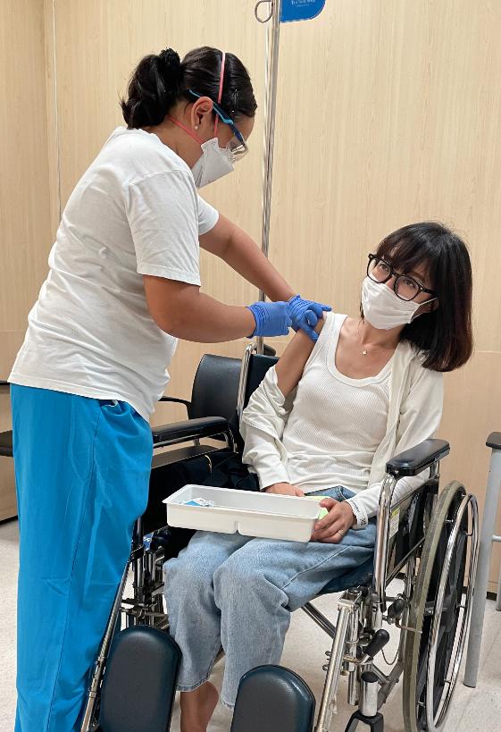 赶海被海胆刺到,赶海被海葵蜇伤