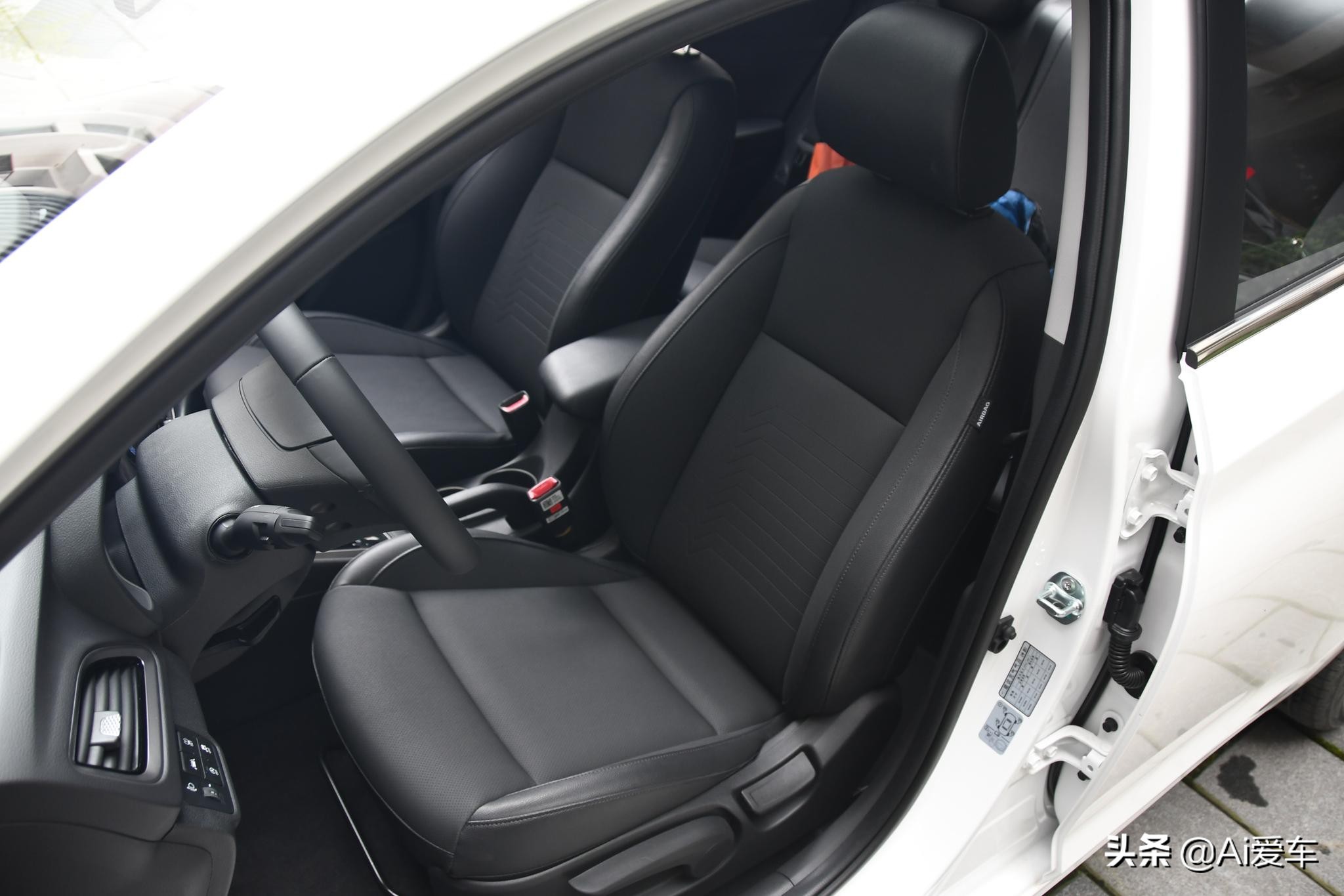 好养活价格低的车,三万左右的自动挡现代悦纳