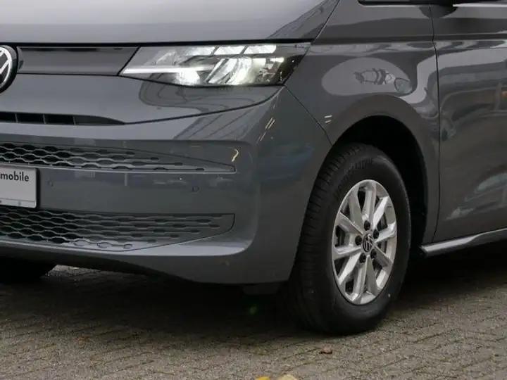 最新款四驱版mpv,大众最霸气的mpv