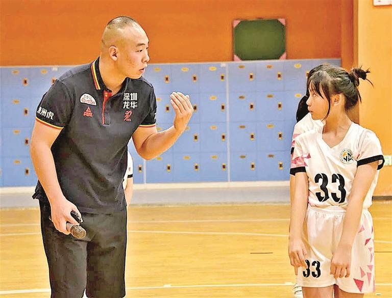 龙华女排,校园女排排球比赛