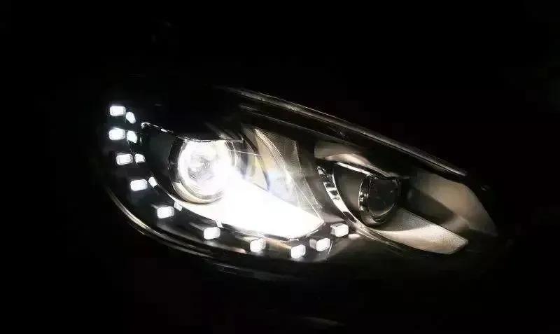 氙气大灯和led大灯激光大灯哪个好,氙气灯大灯注定输给led大灯