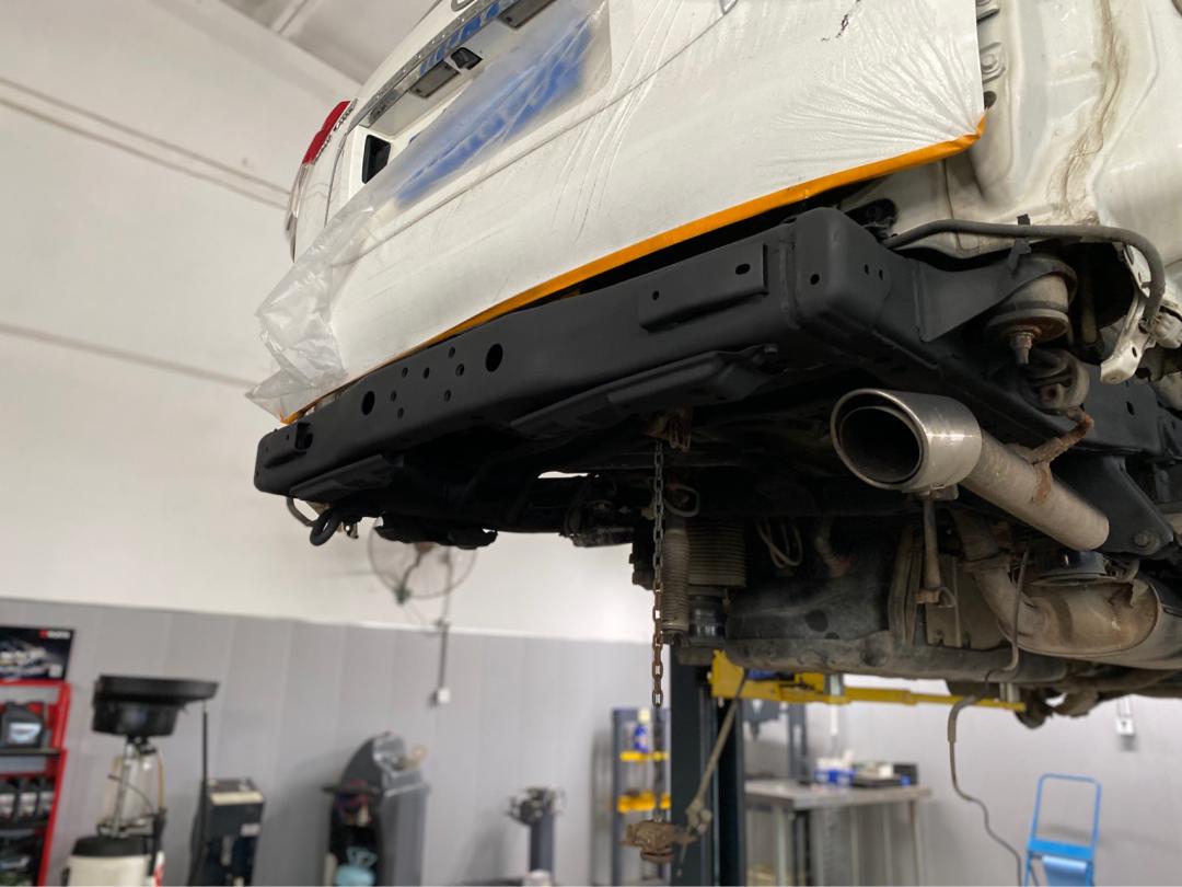 老旧丰田霸道修复,04年丰田霸道翻新改造全过程