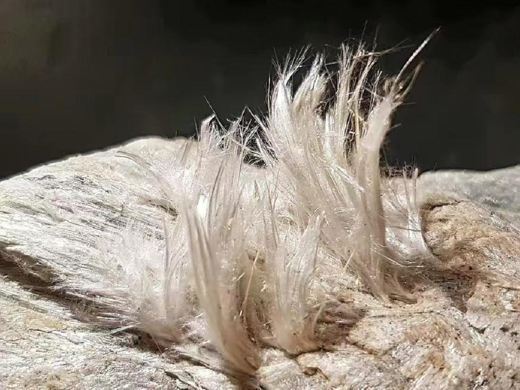 一级致癌物就在我们身边,石棉藏钢针