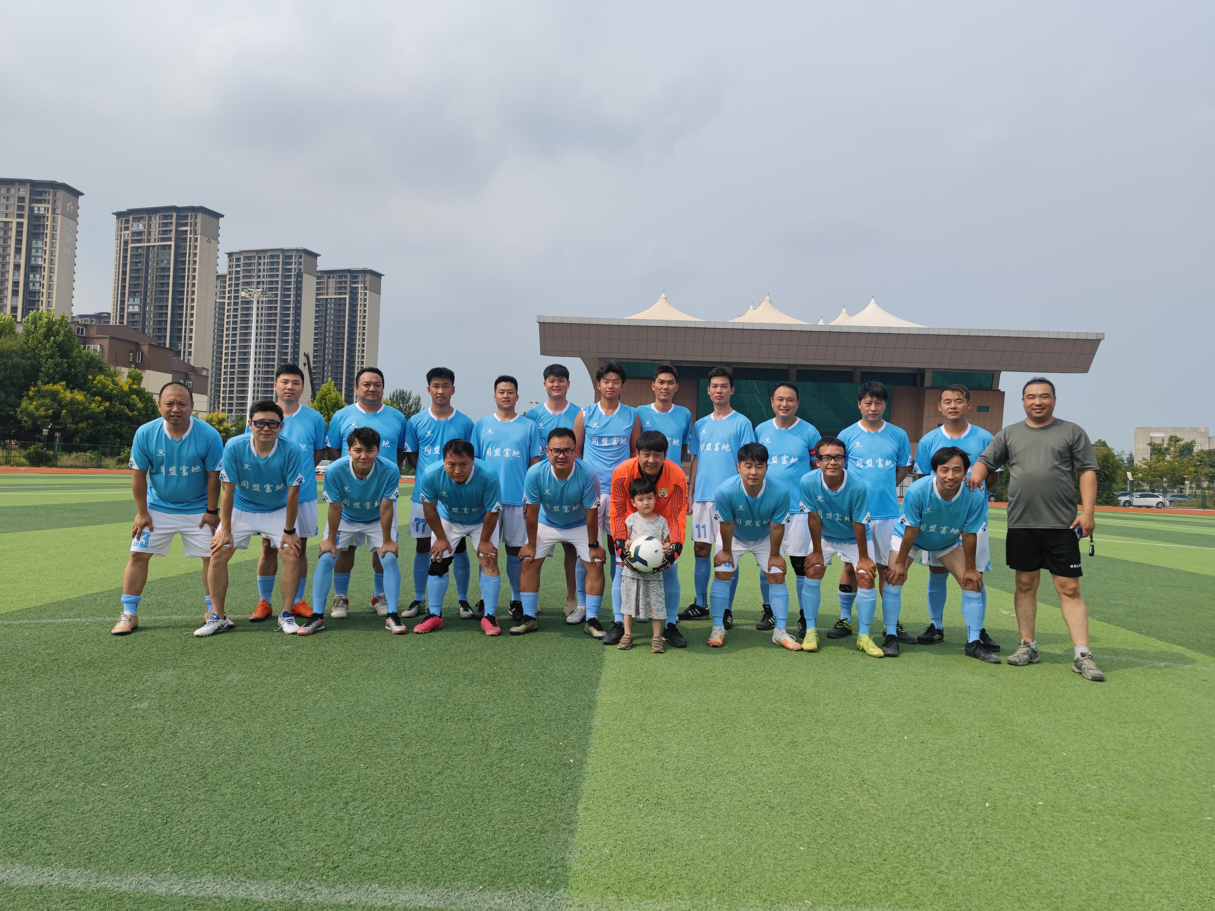 新乡足球锦标赛,新乡足球业余联赛比赛