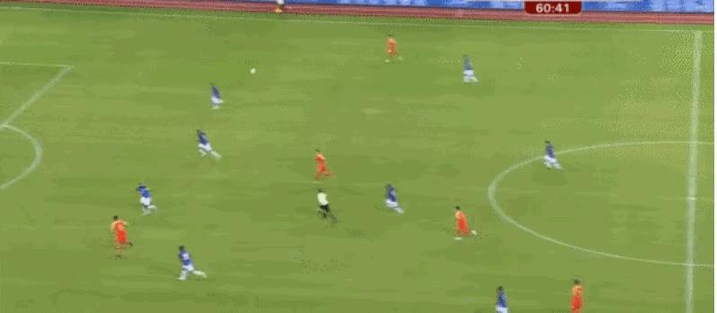 足球踩单车失误搞笑集锦,假摔集锦足球搞笑