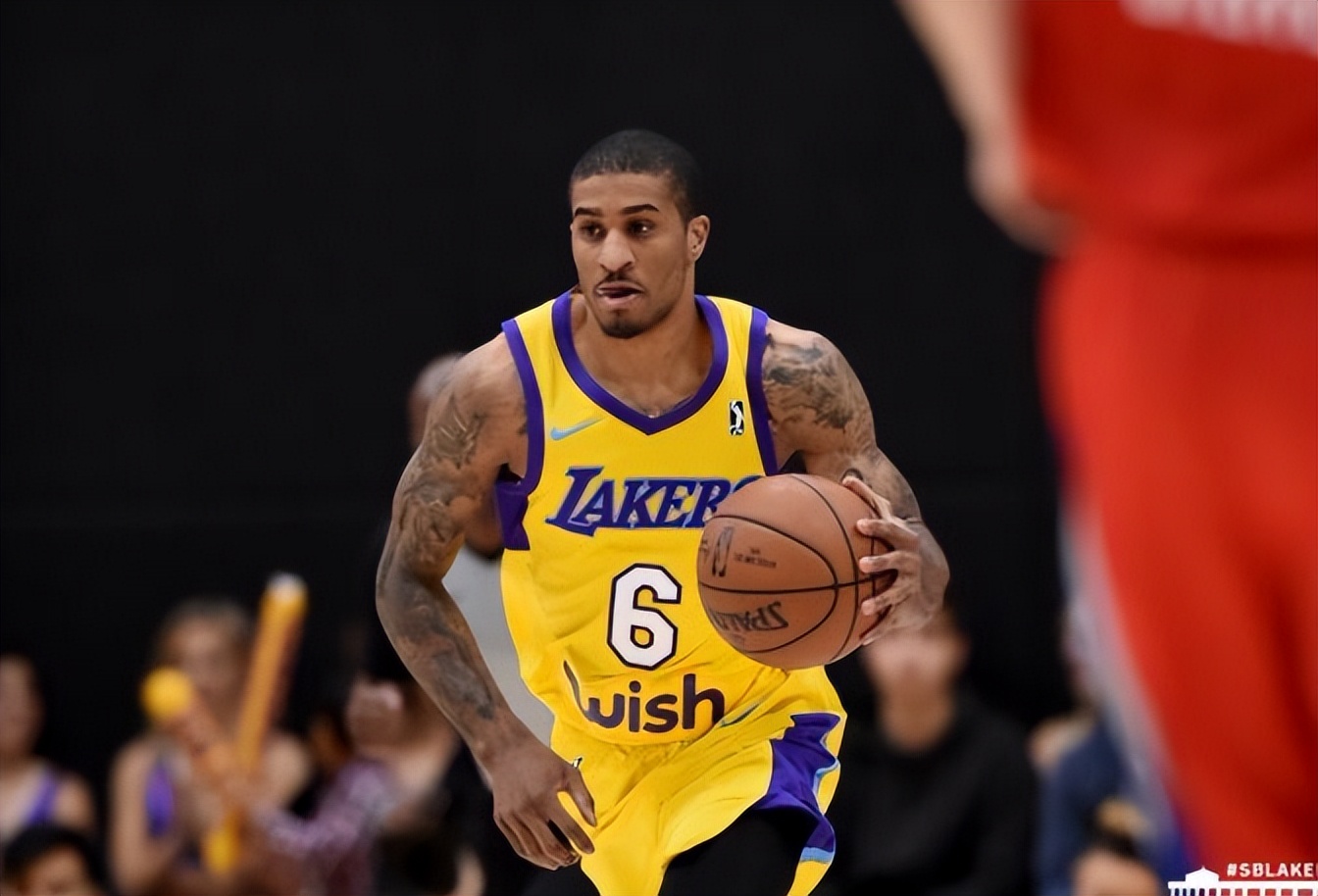 小佩顿6年9支球队,小佩顿勇士总冠军