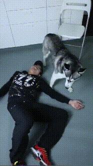 现在女大学生太开放,这么隐私的东西露在外面,男人看了都脸红了