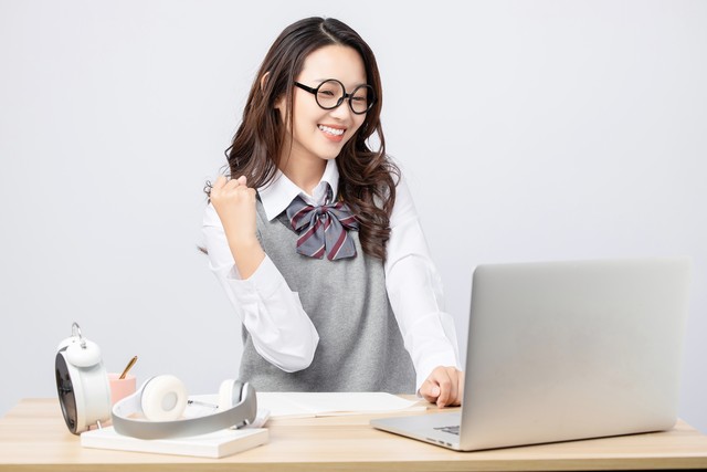 一个女人富养自己要做的五件事,真正富养自己的女人是什么样子的