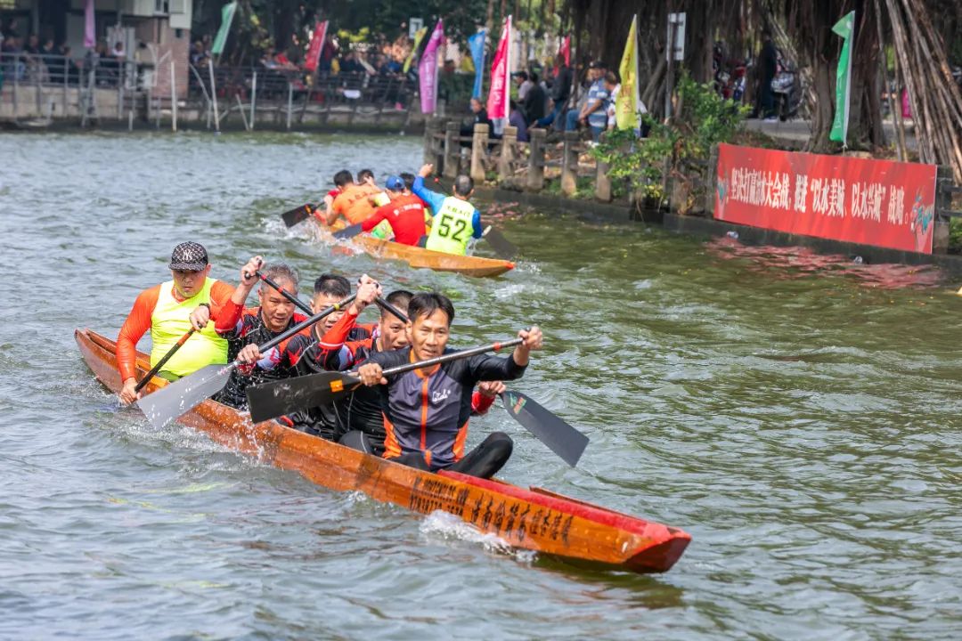 瓒呯櫨涓囪浼楄鐪嬬殑姣旇禌,浣涘北椤哄痉鐚涢緳