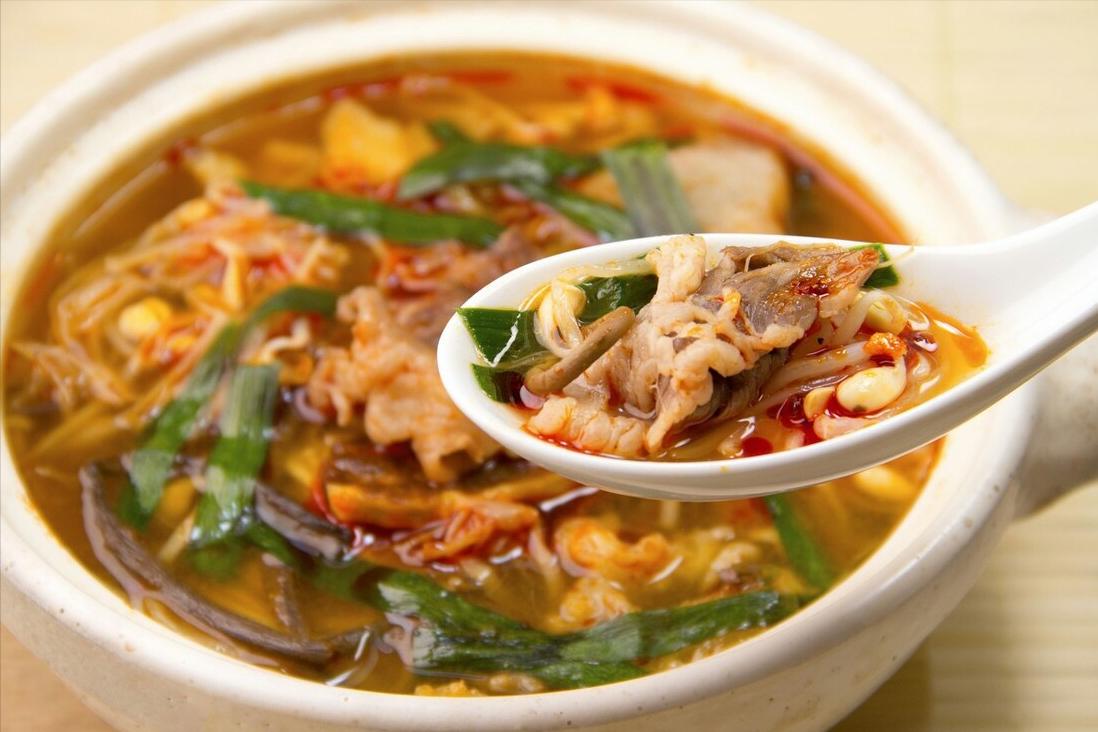 炒菜锅什么不锈钢锅最好,炒菜锅怎么选铁锅不锈钢锅不粘锅