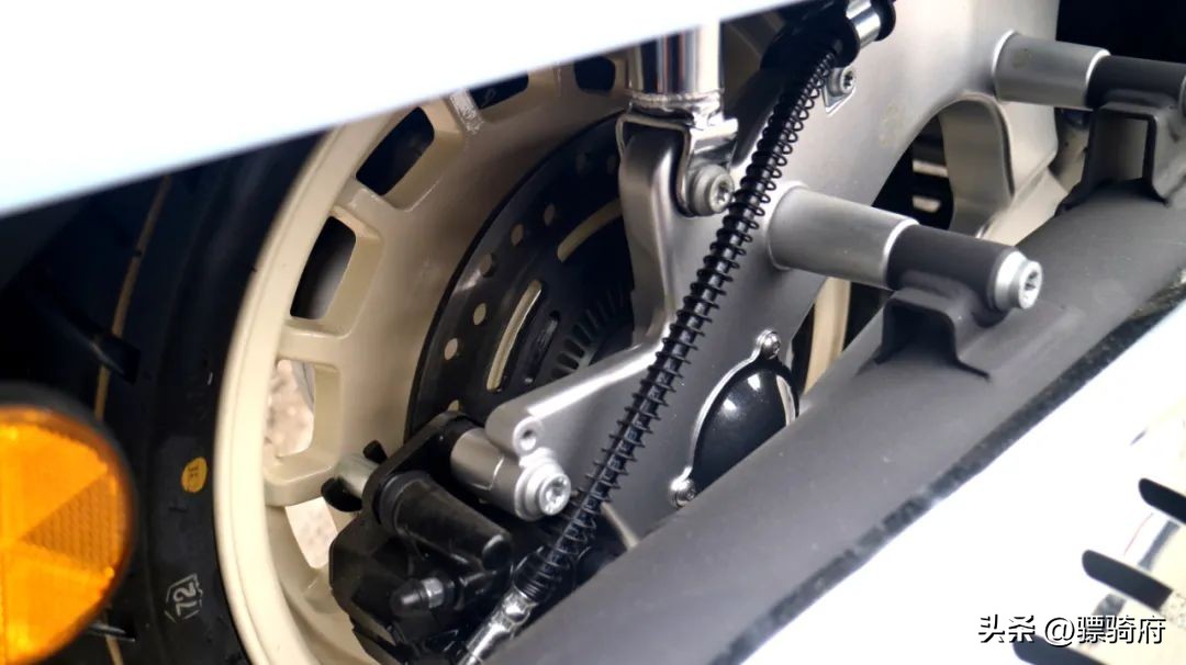 布雷斯通蓝卡150复古小踏板改装,布雷斯通150复古踏板摩托车测评