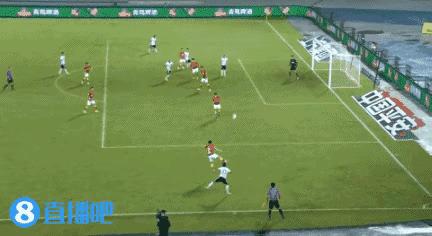 中超：10人蓉城3-2险胜国安,成都蓉城五外援