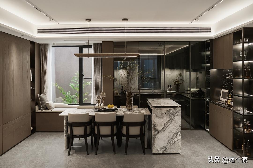 地铁300米！倒挂超2万/㎡！虹桥“沸点红盘”，9号取证，11号认购