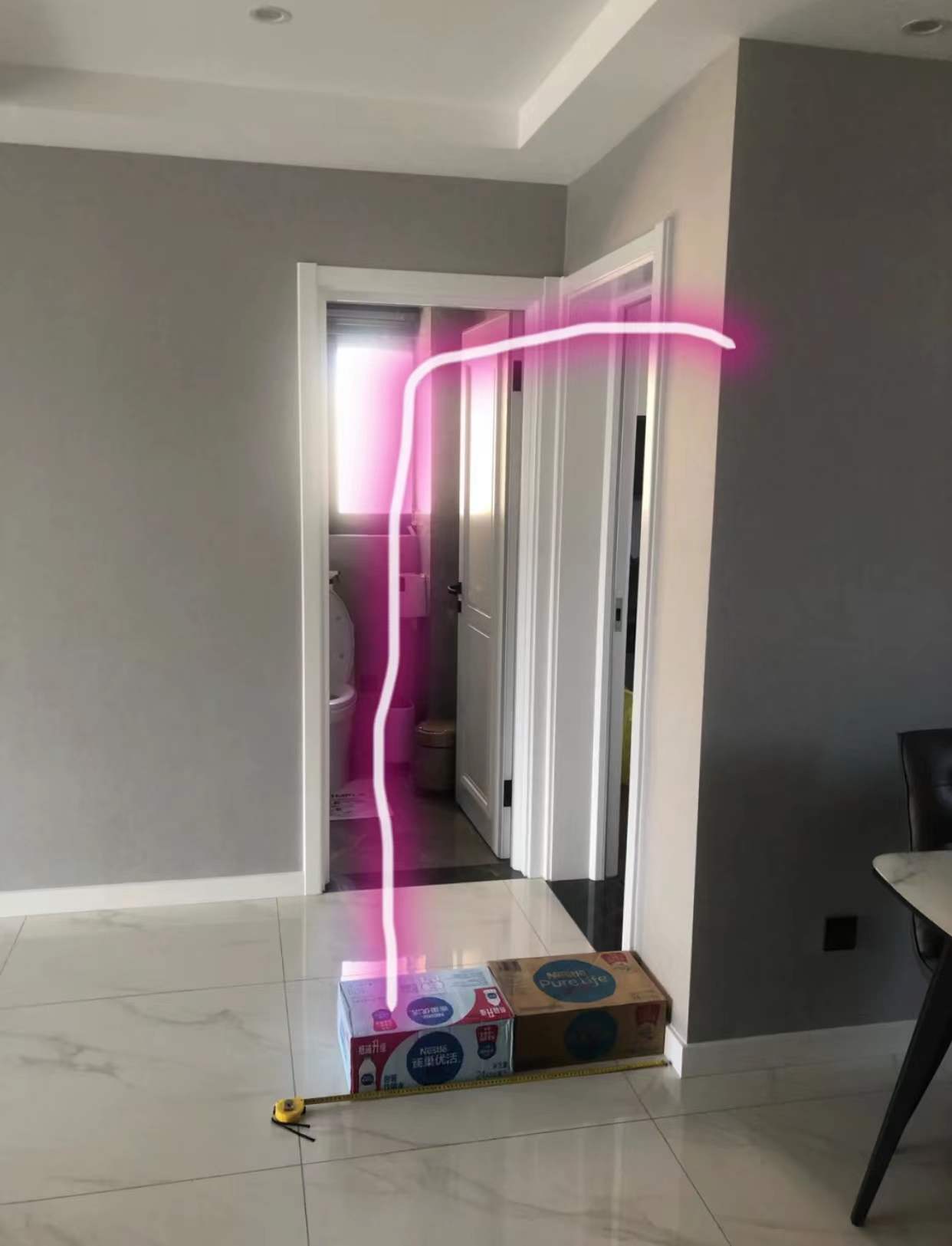 进门正对卫生间设计,楼房进门对着卫生间怎么化解