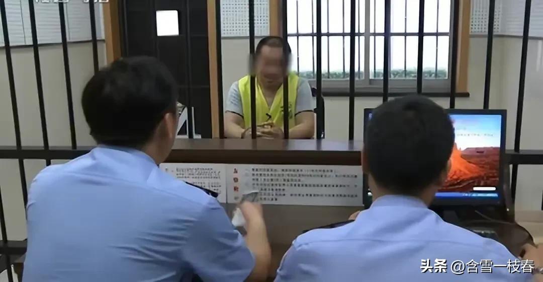 妻子家中遇害丈夫却被警方怀疑,妻子遇害10年后丈夫认出凶手