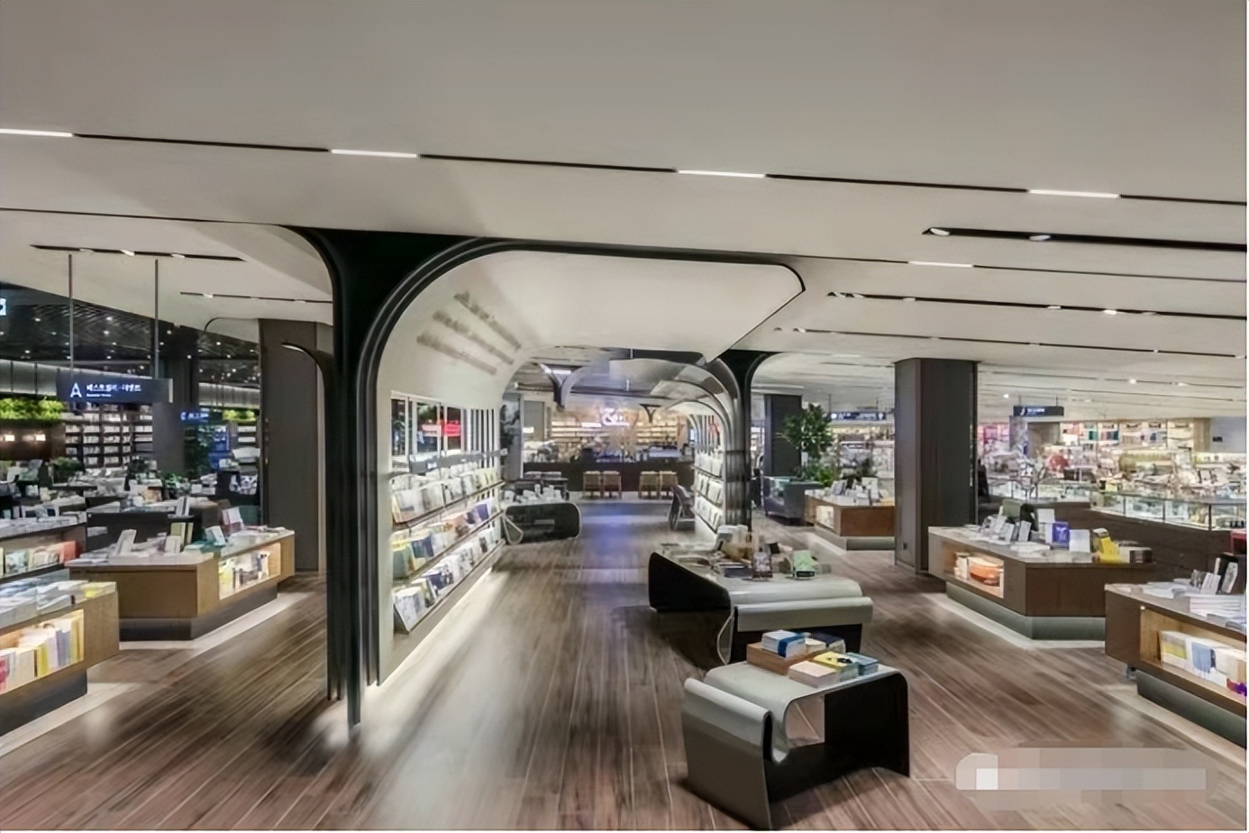 “玩”转韩国知名淘书店