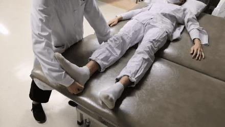 脑梗走路拖脚康复训练方法,脑梗后下肢康复训练教程