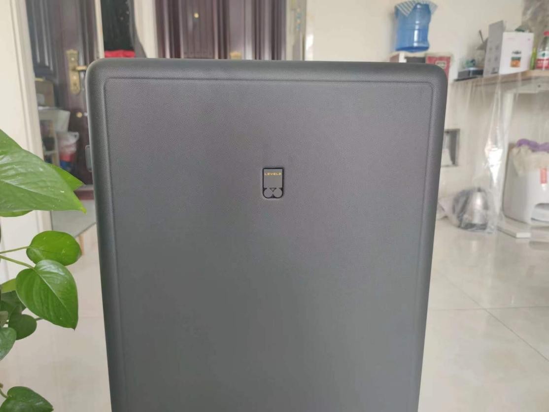 地平线行李箱哪个品牌好,行李箱品牌地平线8号