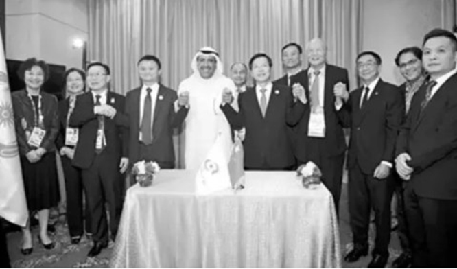 买导弹被美拒绝，沙特亲王赴中国购买东风3，35亿巨资引关注