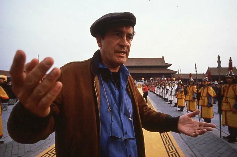 一个桃子引发的故事,一个桃子的故事完整版