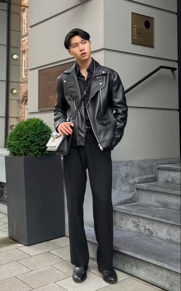 今年秋冬穿皮衣，流行“一身黑”的搭配，这些造型时髦又显男人味