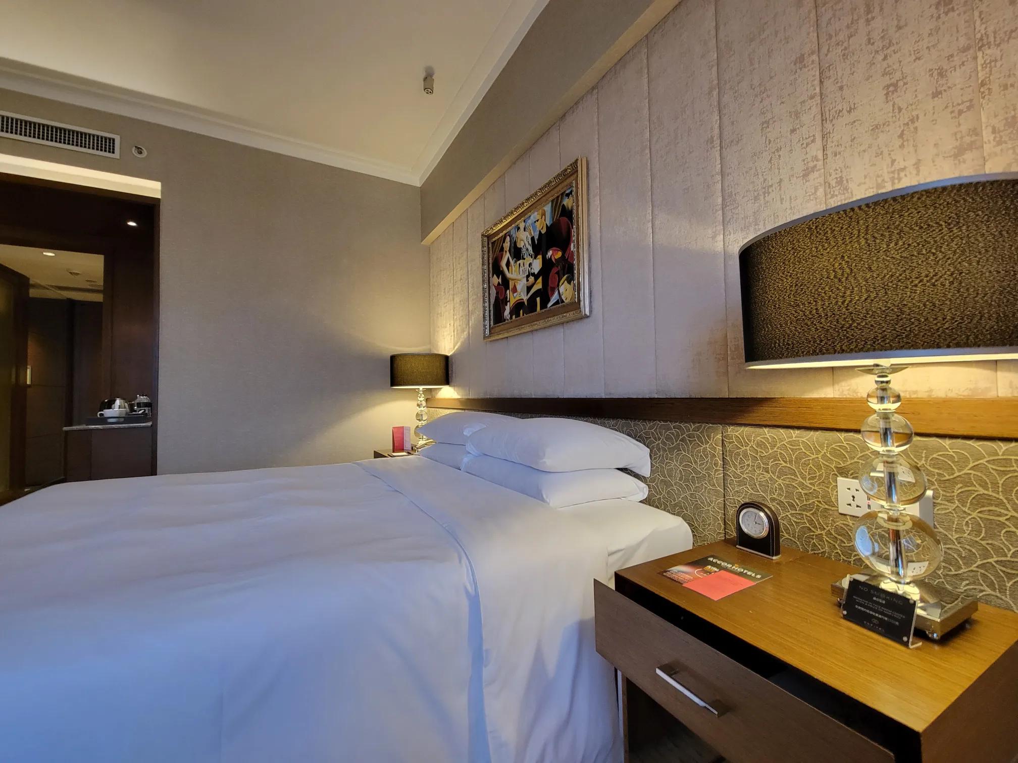 澳门索菲特酒店是五星级吗,澳门索菲特有名牌店吗