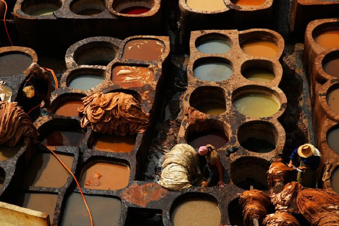 摩洛哥皮革大染坊菲斯 (摩洛哥的皮革染坊)