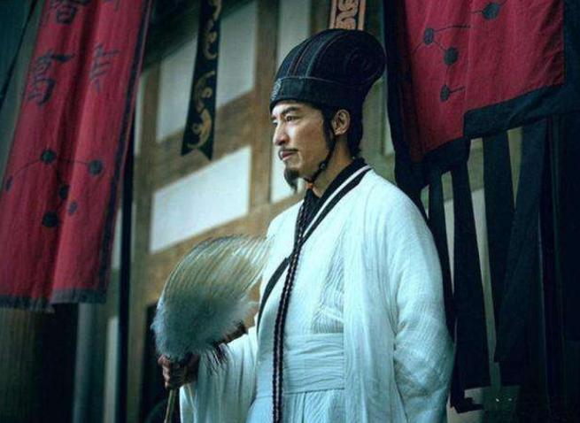 东吴第二任丞相，深受孙权信任，任职时间长达18年