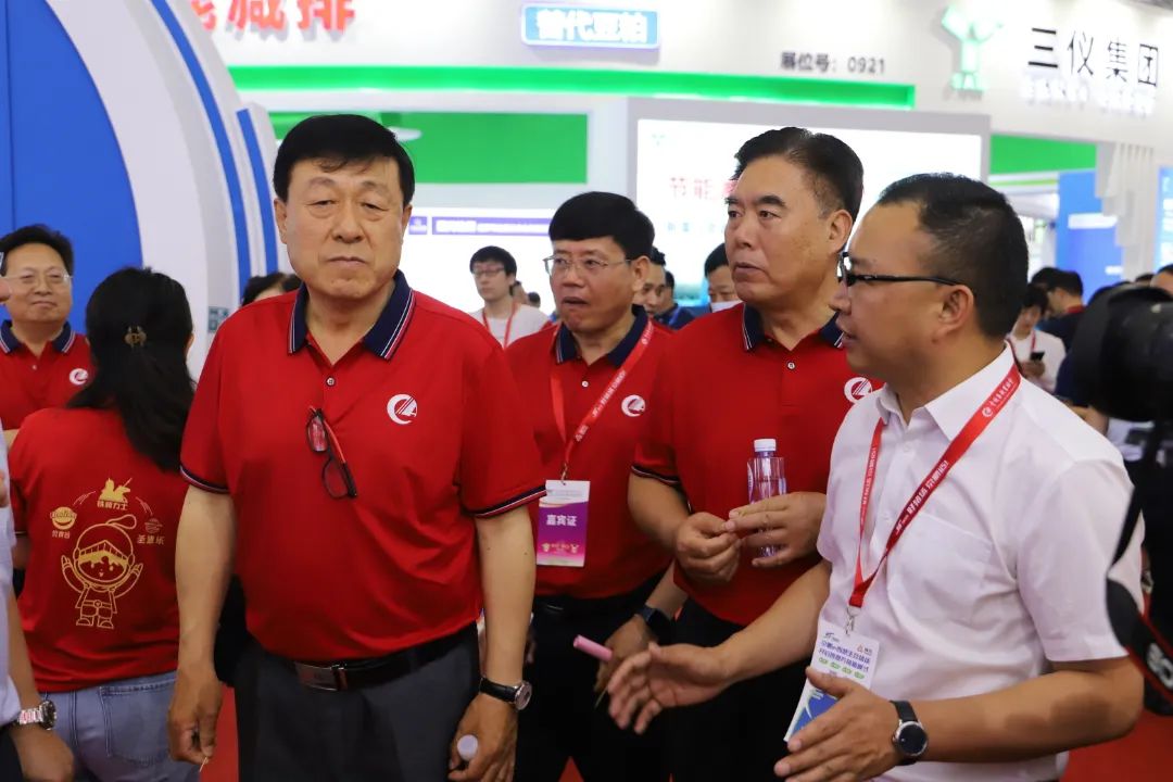 铁骑力士饲料展,从农场到餐桌北京