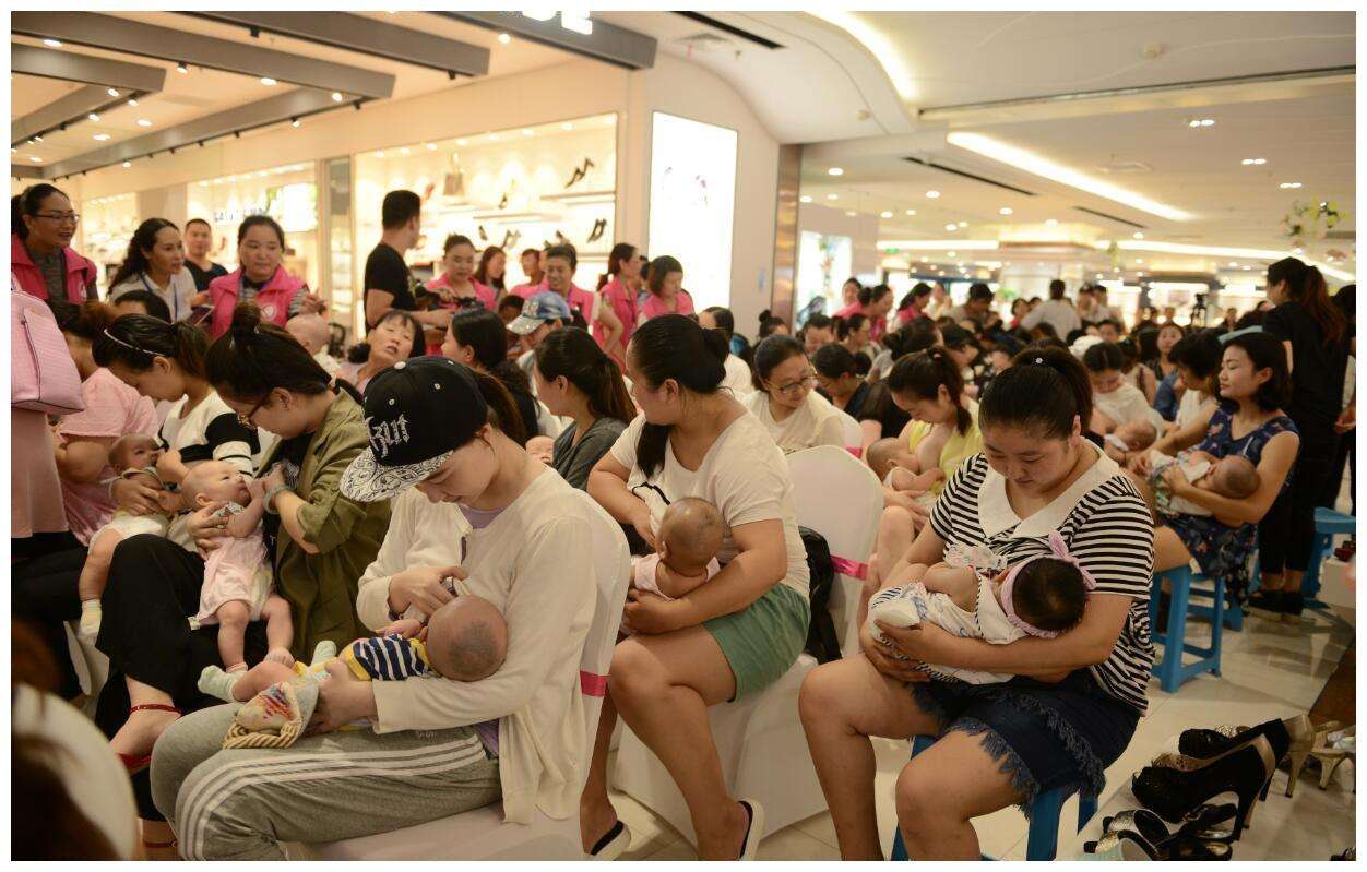 喂奶这件事，女人能行，男人能行吗？