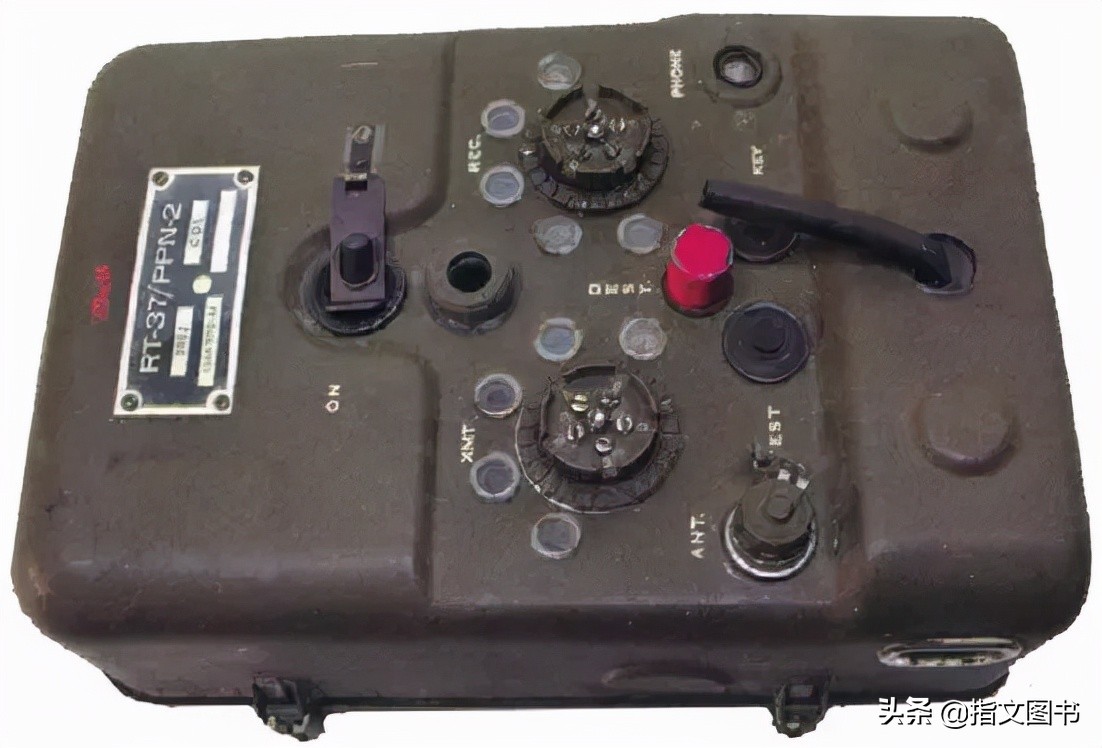 美军空降兵旅战斗队装备,美国空降兵单兵装备