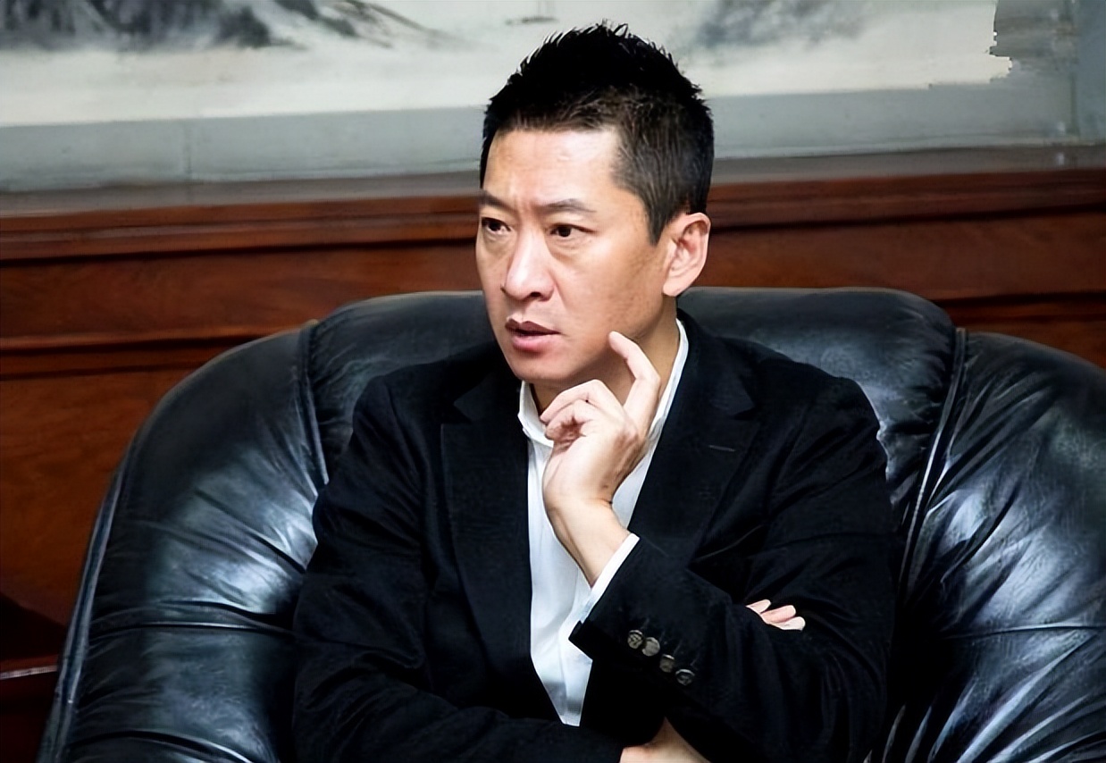 林心如对周杰吻戏事件的回应,周杰澄清跟林心如拍吻戏